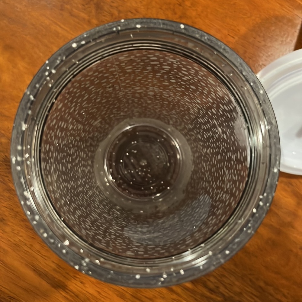Starbucks 16 oz tumbler polar bear - Picture 6 of 6
